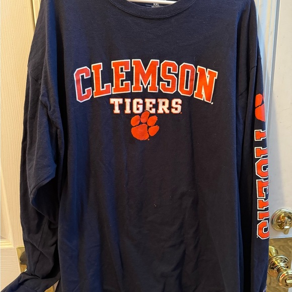Clemson Tigers Long Sleeve Tee Shirt - Picture 3 of 8